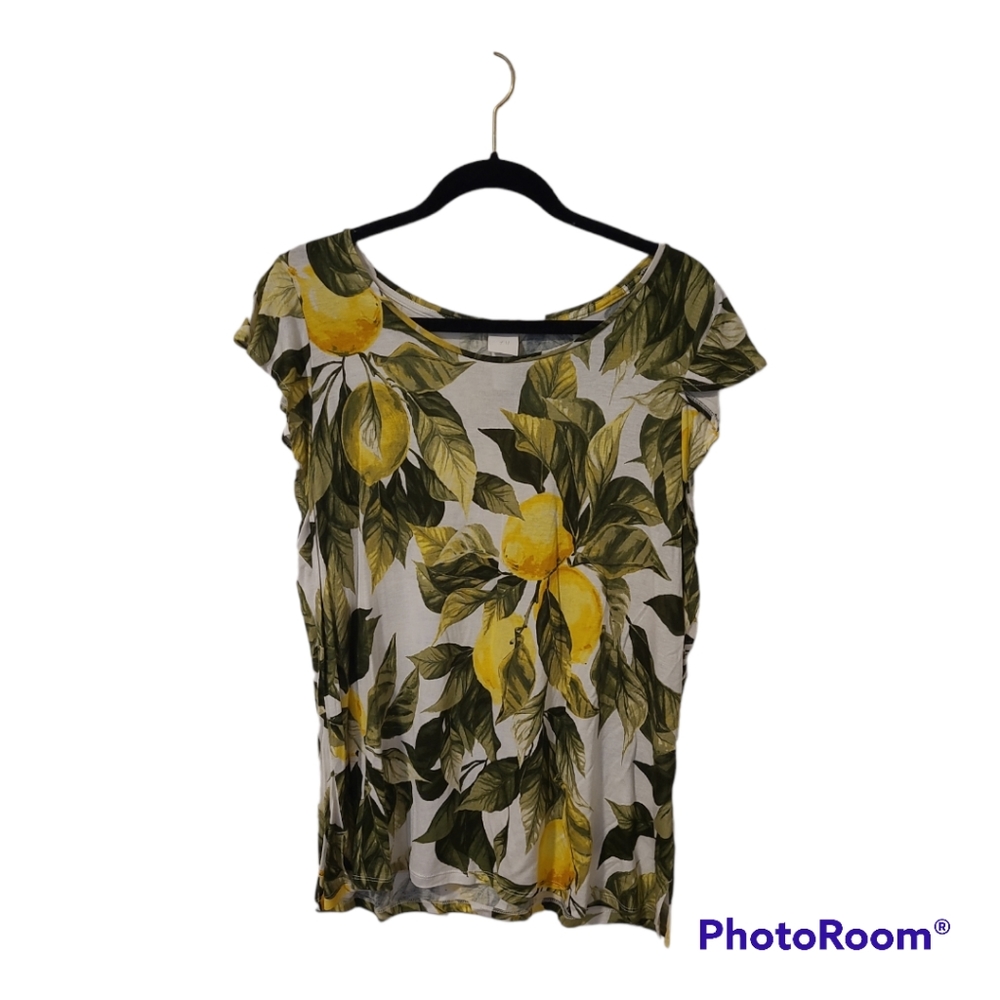 H&M, short flutter/ruffle sleeve top.